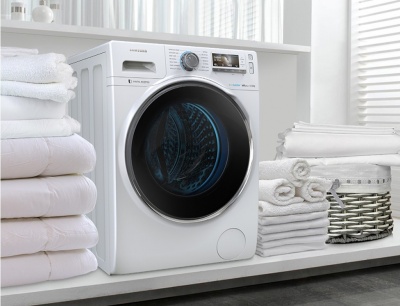 Стиральная машина Samsung WF1602XQR - лучшая помощница для женских ручек. Стиральная машина Samsung WF1602XQR - лучшая помощница для женских ручек.